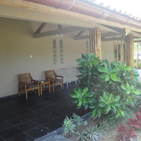 Villa Surga Sumbawa Sekongkang Esterno foto