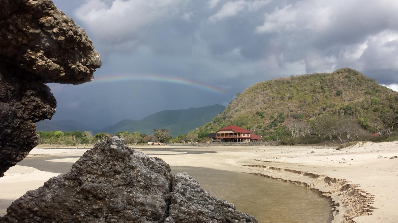 Villa Surga Sumbawa Sekongkang Esterno foto